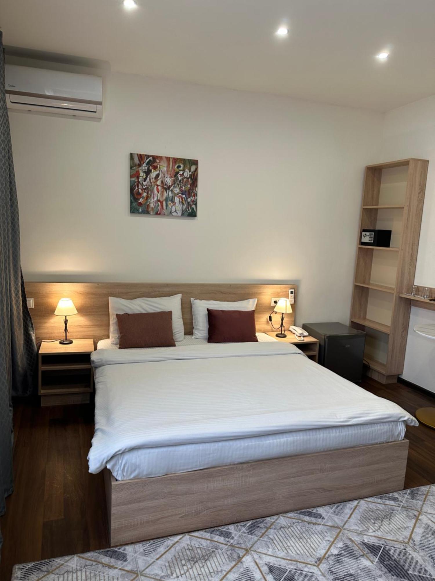 Nava Hotel Jereván Szoba fotó