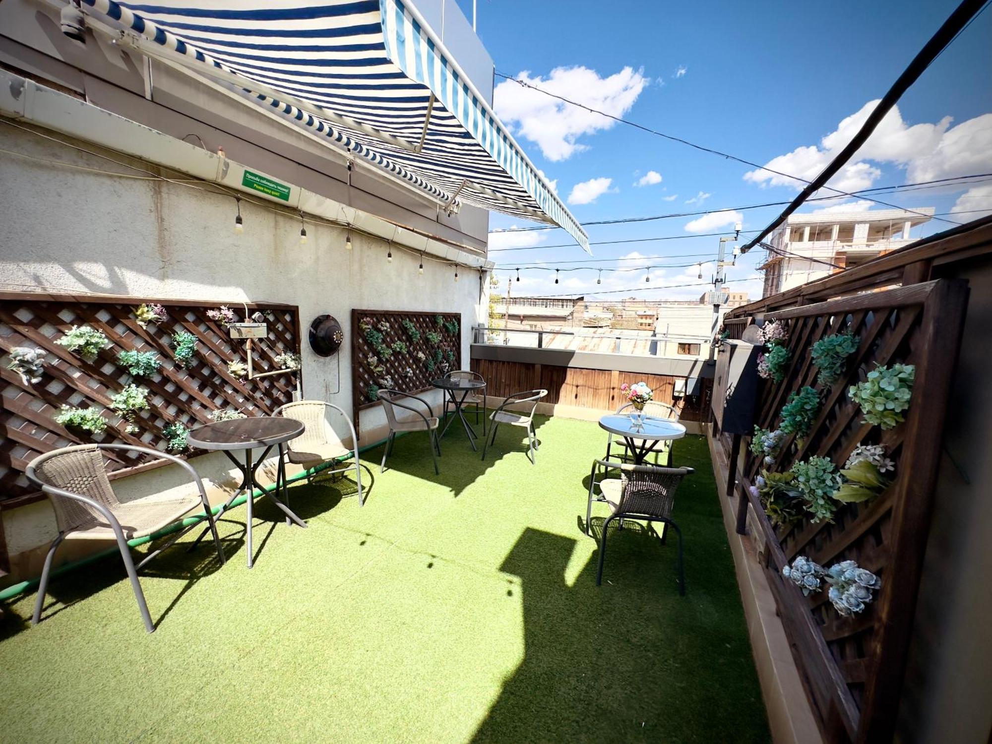 Nava Hotel Jereván Kültér fotó